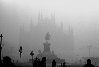 Piazza Duomo, 005-057-10 Nebbia a Milano Piazza del Duomo, Milano (Italia)